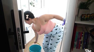 Neighbor comes into my room to clean it and asks me for a massage on her big ass