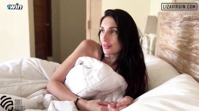My stepmother woke up in my bed in the morning. Hot MILF got a creampie.