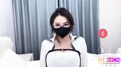人妻小涵的肉穴侍奉 被老板射满 回家后不能面对老公了