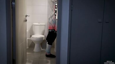 Mitsuri spies how Tanjiro fuckes Shinobu in the toilet - Bella Hentaigirl