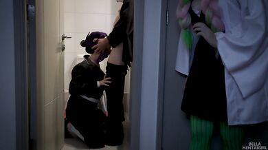 Mitsuri spies how Tanjiro fuckes Shinobu in the toilet - Bella Hentaigirl