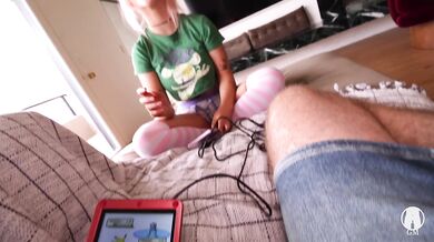 Big Titty gamer girl loses bet to Girthmasterr - Charli O