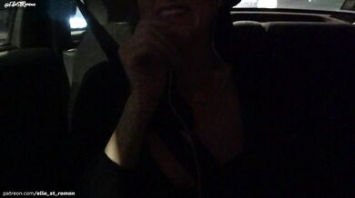 ASMR and JOI in spanish... In an Uber!