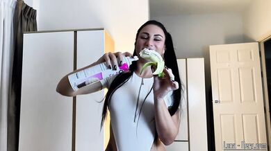INSATIABLE STEPSISTER can’t stop — HARD FUCK, JUICY BANANA SUCKING and CUM FEEDING Part 1