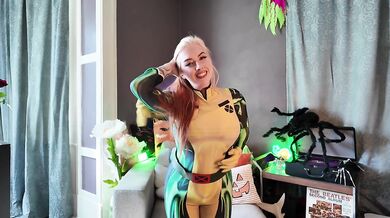 XMEN Rogue Rubs Her Wet Pussy and Moans for You - Cubbi Thompson