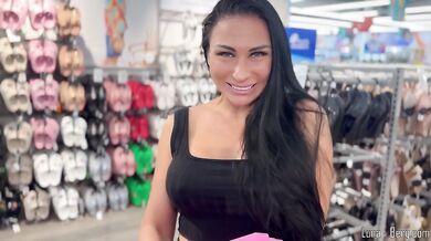 HOT MILF gives a STRANGER a DIRTY FOOTJOB until he CUMS all over her FEET