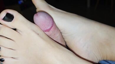 Waiting for Christmas, and some super slutty Christmas videos...feet for Santa Claus