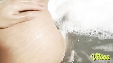 My girlfriend´s sexy body and big ass