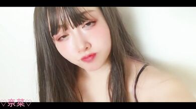 [Selfie amateur Asians] Masturbation and footjob massage while putting out nipples