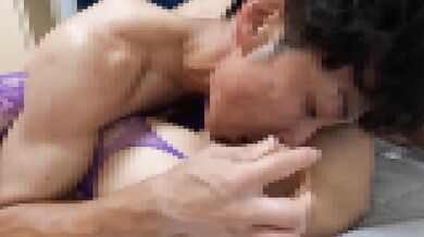 If you put erotic underwear on a serious girlfriend who usually works at a supermarket and blame her with a and ... Massive squirt