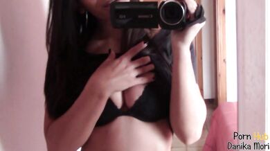 Hot creamy pussy beg to cum while she squirt