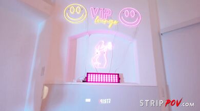 StripPOV: Filipina Beauty Gia Dibella's Striptease Leads to Nastiest Lapdance Pussyjob Finale