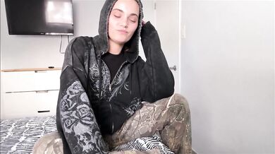 My Best Bro is Secretly a Tomboy - Perfect Girlfriend - Alex Adams