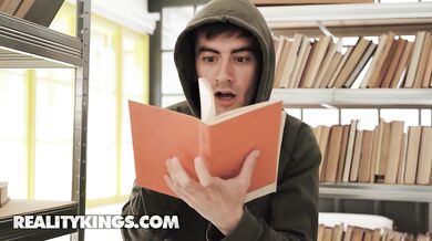 REALITY KINGS - Curator Karina King Gives Jordi A Tour Of Her Hot Body As She Rides His Dick