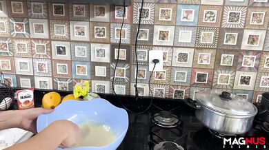 Extreme squirting orgasm with two dicks - Free