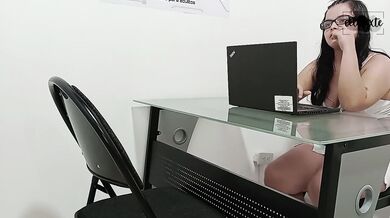 My little stepsister is angry, to cheer her up I fuck her in the ass until she screams.