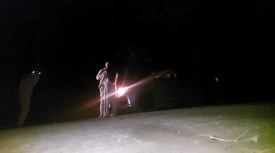 Driver has sex with two female passengers on the road.