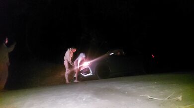 Driver has sex with two female passengers on the road.