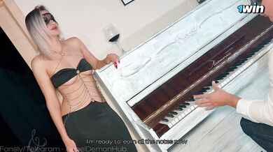 My most spontaneous sex. Fucked a teacher on the piano