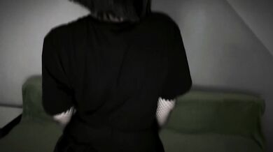 Altgirl is shy to show her face, but agreed to a blowjob