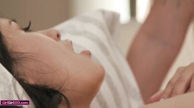 GirlGirlXXX - Super Cute Curious Stepsisters Get Deep In Their Pussies (Harley King & Phoebe Kalib)