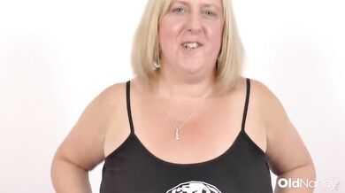 Busty Melons Marie Hardcore Action With Diamond Lou