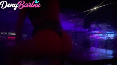 I love having sex at clubs and this time it was with the security guard who fucked me hot