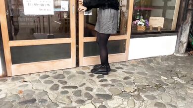 A plump and busty Japanese woman works at a hot spring, hand job and ejaculation shop.