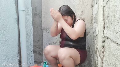 Filipina taking a bath outside the house got fuck