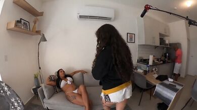 behind the camera angle 360