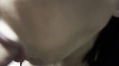 Real Escort Makes A Perfect Blowjob In A Hotel