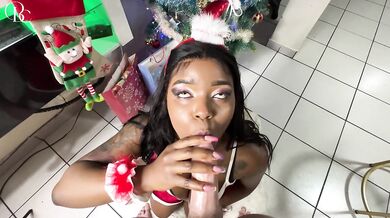 Slutty Black Girl's Christmas Wish Is To Get Fucked In The Ass By Santa