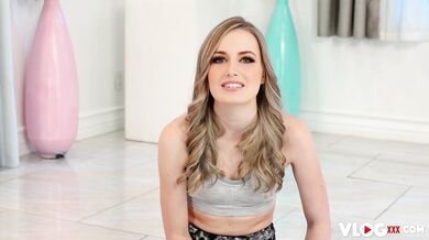 Petite Blonde Scarlett Sage Fucked By Horny Yoga Instructor