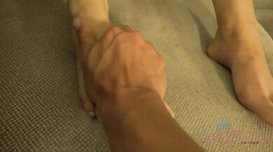 Jade Amber takes a piss before getting fingered, then dips into the hot tub