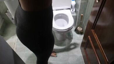 I fuck the housewife for money when my wife was away