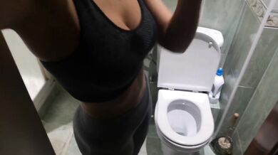 I fuck the housewife for money when my wife was away
