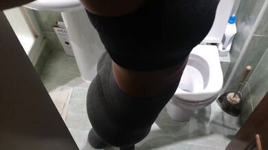 I fuck the housewife for money when my wife was away