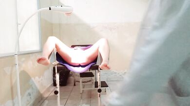 doctor attends to patient in the hospital and masturbates her