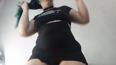 POV: La Gotica culona te secuestra para meterte su gran dildo en el ano!