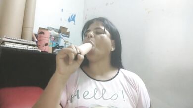 My husband goes to work leaves me very hot I masturbate until I do squirt