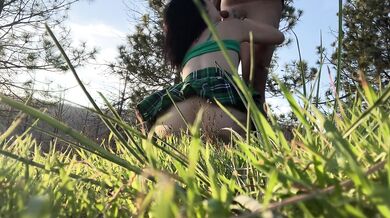 Petite Slut Gives Blowjob in the Woods and Does a Cumwalk AppleBottomJeanz