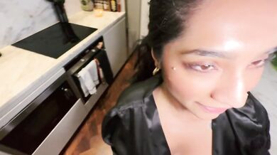 Yasmina Khan Asks Workman to Cheat on Girlfriend and Film a Sextape with Huge Facial for Her Pages
