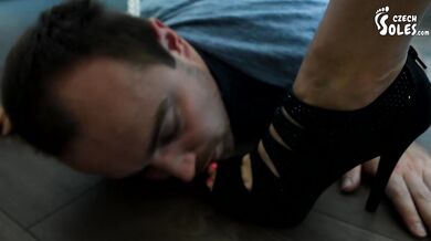 Princess and her foot slave for fun (femdom, choking, shoe worship, foot worship, bratty feet, toes)