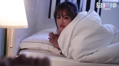 Big tits asian stepsis sucks my dick at night- Psychoporn