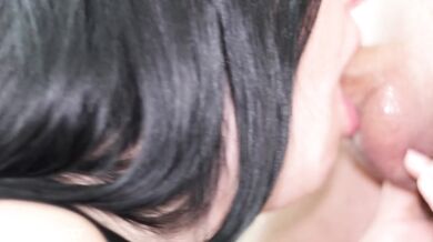 Big Dick in Brunette girl’s mouth