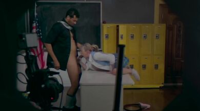 Curvy Abigaiil Morris Gets Facialized By Horny Boss