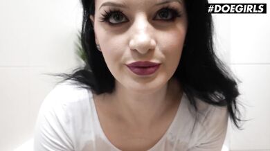 Alissa Noir Hot Shower Masturbation - DOEGIRLS