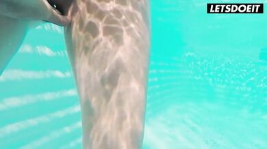 Cum Hungry Babes Take Cock Outside Full Scene