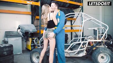 Cum Hungry Babes Take Cock Outside Full Scene