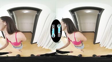 WETVR Andi Rose Doesn't Hop Off Big Cock Until Her Cunt Is Flooded